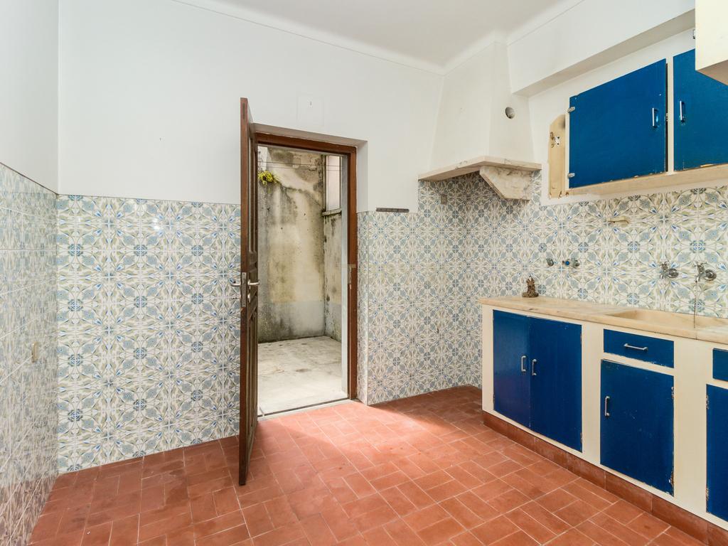 CONCELHO DE MAFRA .MORADIA TÉRREA .  LOGRADOURO DE 20M2. A 20 MINUTOS DE LISBOA - Image 13