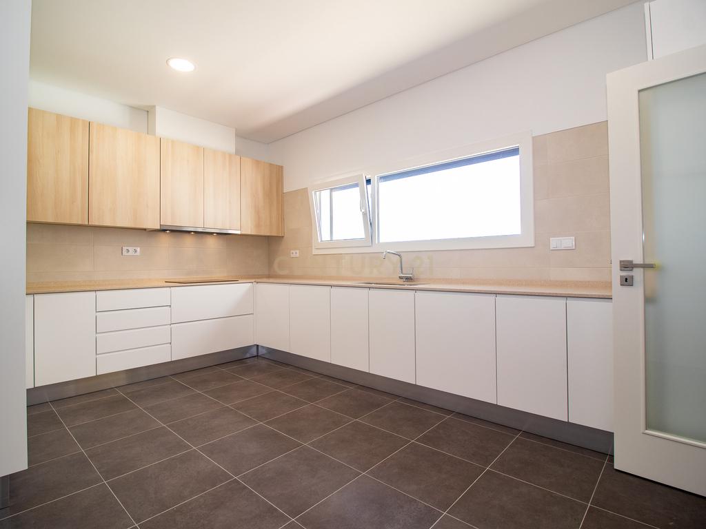 Moradia T3  em Torres Vedras: Pronta para Morar! - Image 19