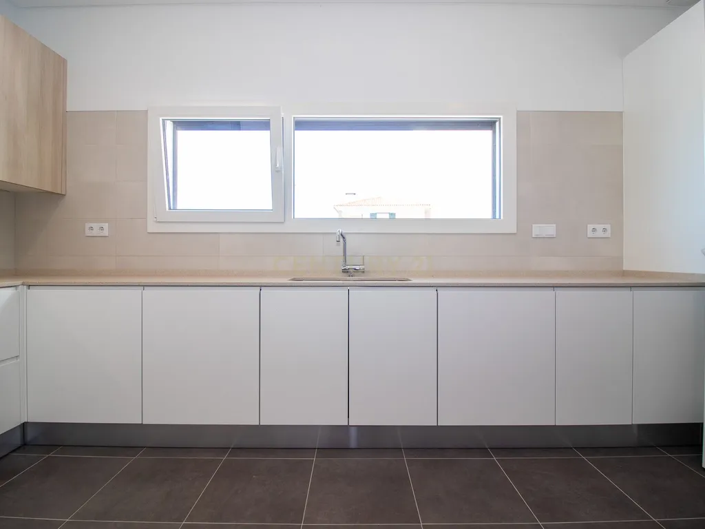 Moradia T3 em Torres Vedras: Pronta para Morar! - Image 25