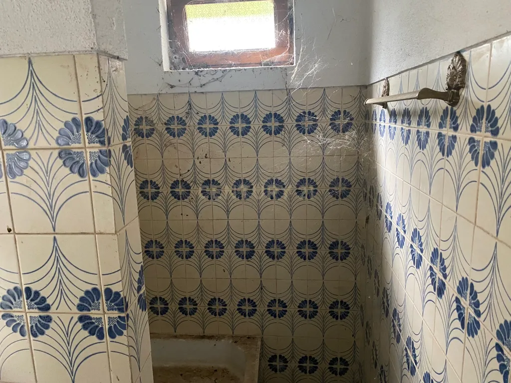 Moradia T3 para remodelar com Logradouro | Lousa| Escalos de Cima| Castelo Branco - Image 11