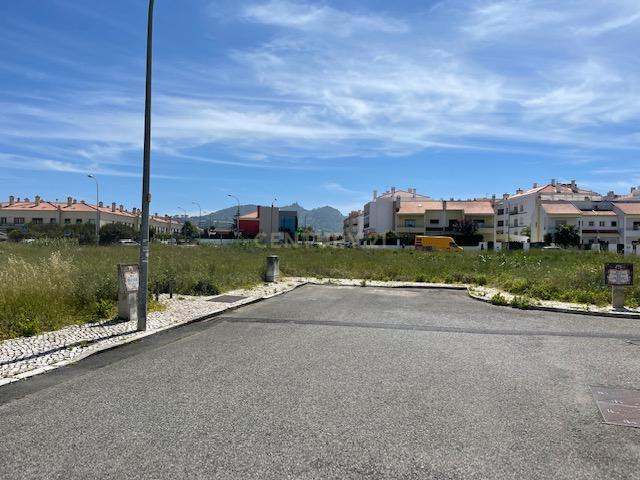 Sintra Lourel - lote de terreno urbano 3,639,75m2 - Image 15