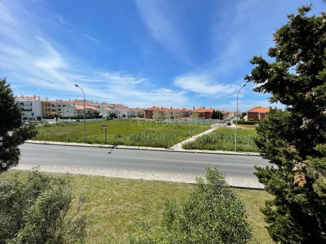 Sintra Lourel - lote de terreno urbano 3,639,75m2 - Image 3