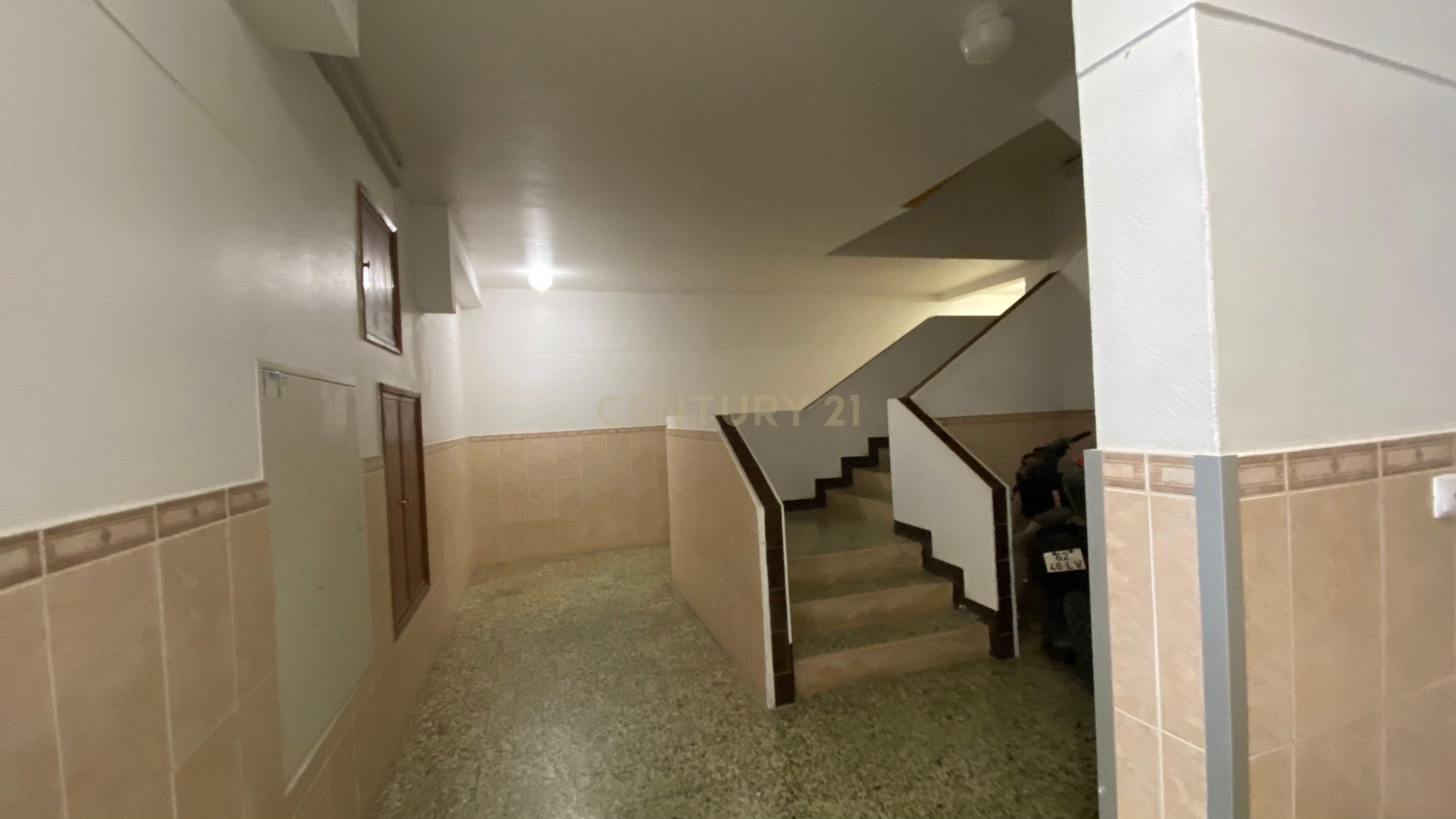 T2 com Vista para Marina Portimão - Image 10