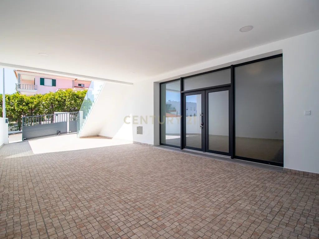 Moradia T3 em Torres Vedras: Pronta para Morar! - Image 60