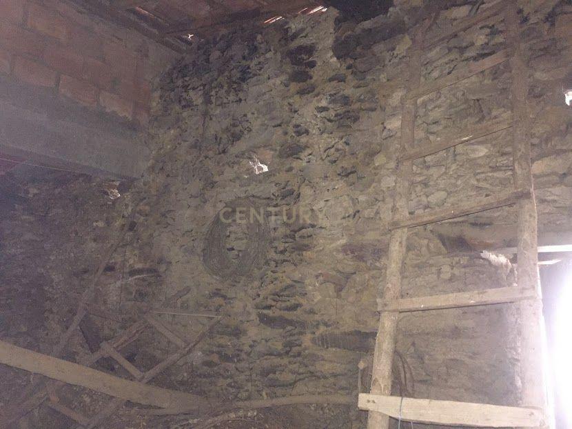 Moradia, Celeiro e Adega em Vilarelhos - Alfândega da Fé - Image 30