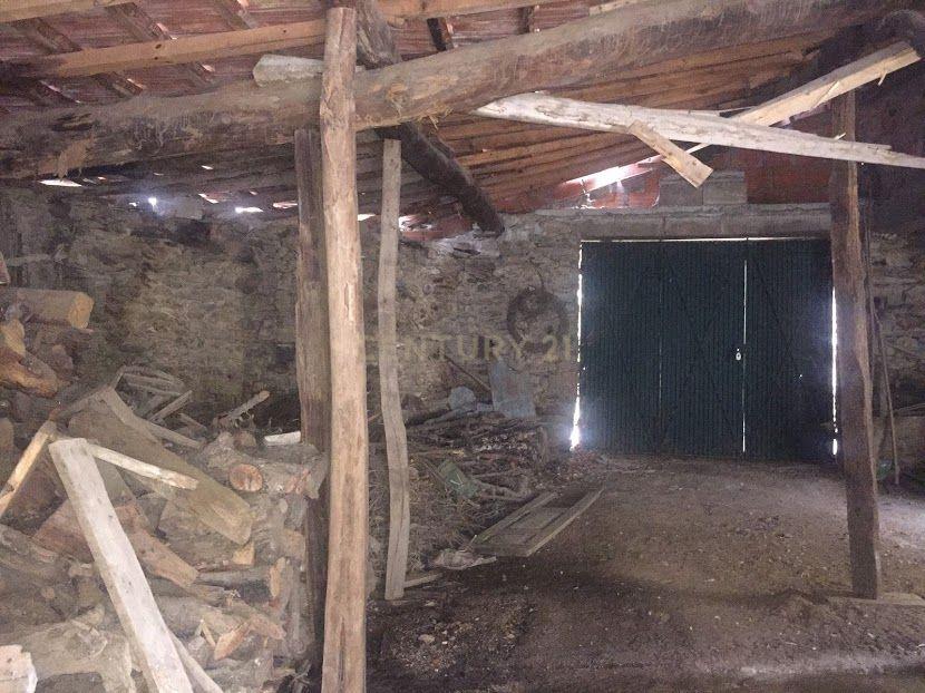 Moradia, Celeiro e Adega em Vilarelhos - Alfândega da Fé - Image 32