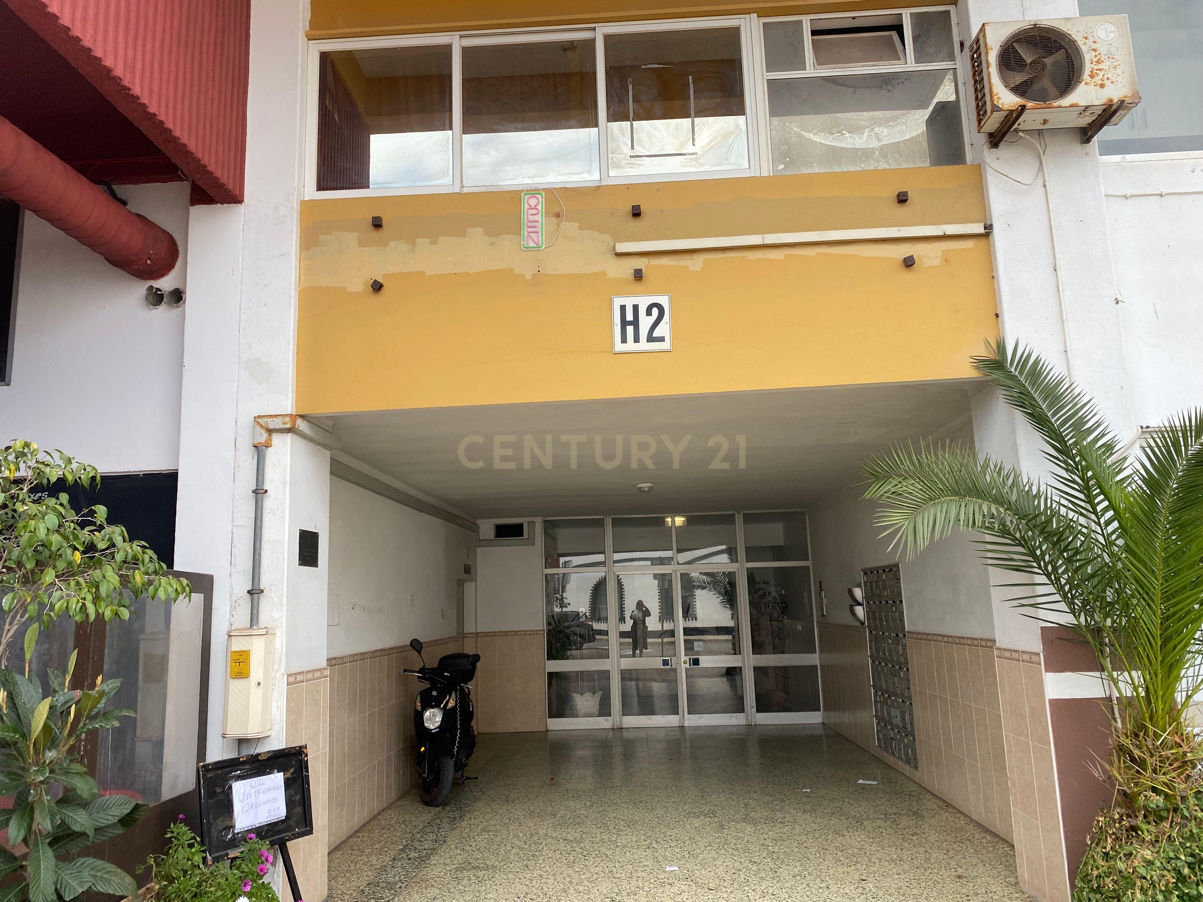 T2 com Vista para Marina Portimão - Image 33