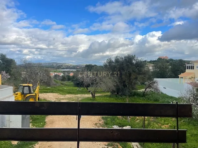 Magnífica moradia moderna com cave, jardim, piscina e vista fabulosa! - Image 12