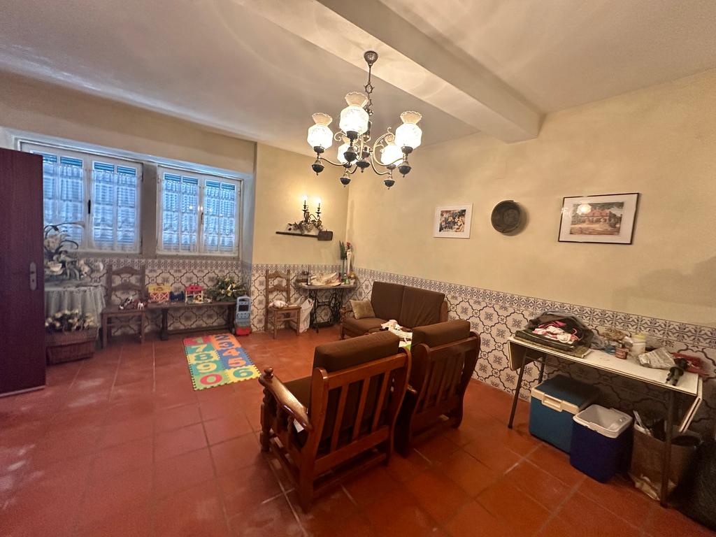 Moradia T4 em Escalhão, Figueira Castelo Rodrigo - Image 18