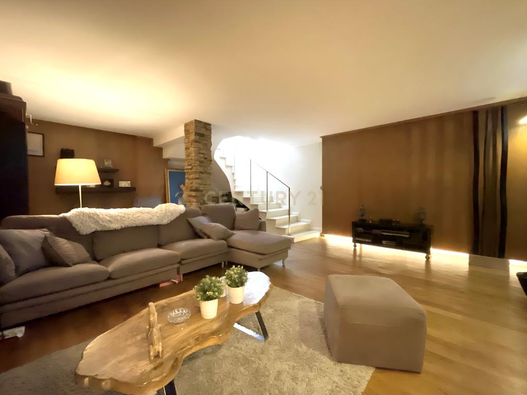 Moradia T3 no Amial com Jardim, Garagem e Sala de Cinema – Localização Privilegiada e Fáceis acessos às Autoestradas! - Image 15