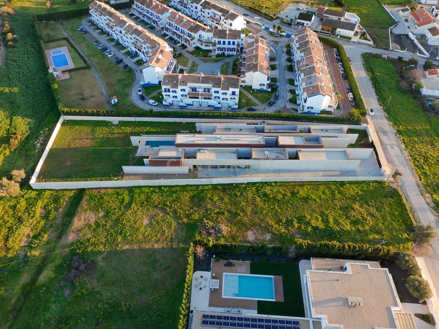 VILLA SPECIALE - MORADIA T4 COM DECORAÇÃO INCLUÍDA EM ALCOCHETE - Image 5