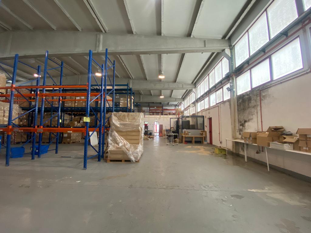 Armazém 1545m2 Ermidas do Sado - Image 26