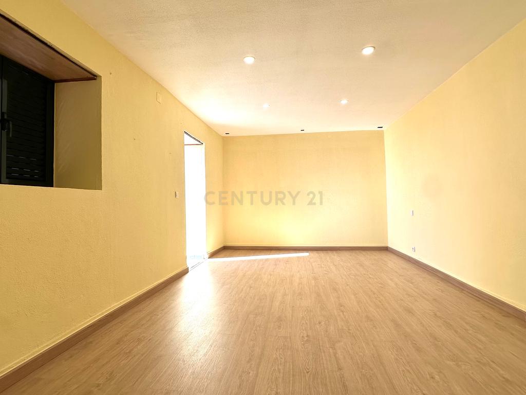 VENDE-SE | 2 CASAS + 1 TERRENO | CANDELÁRIA, RIBEIRA BRAVA - Image 20