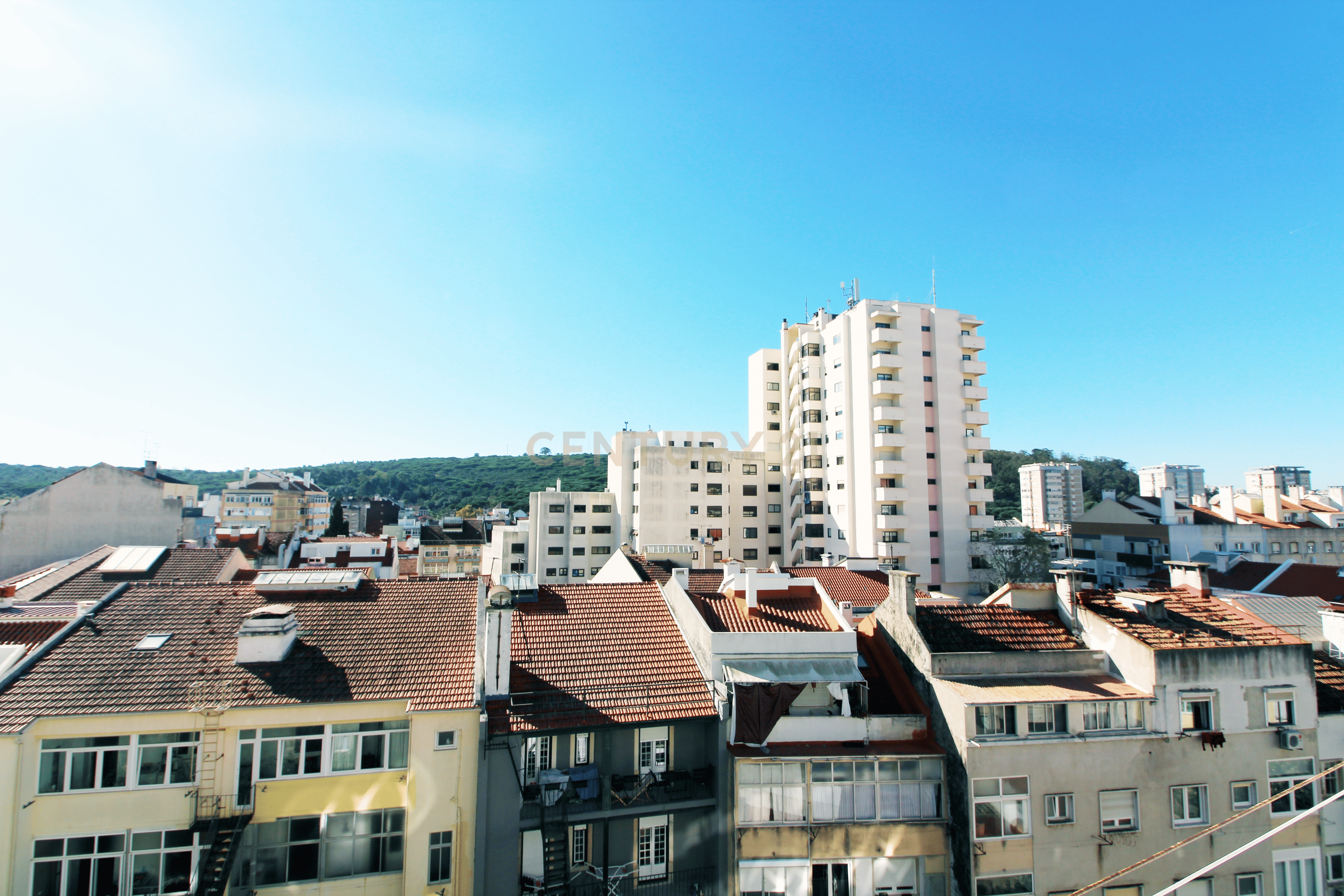 Apartamento T2 em Benfica - Arrendado, contrato recente. - Image 22