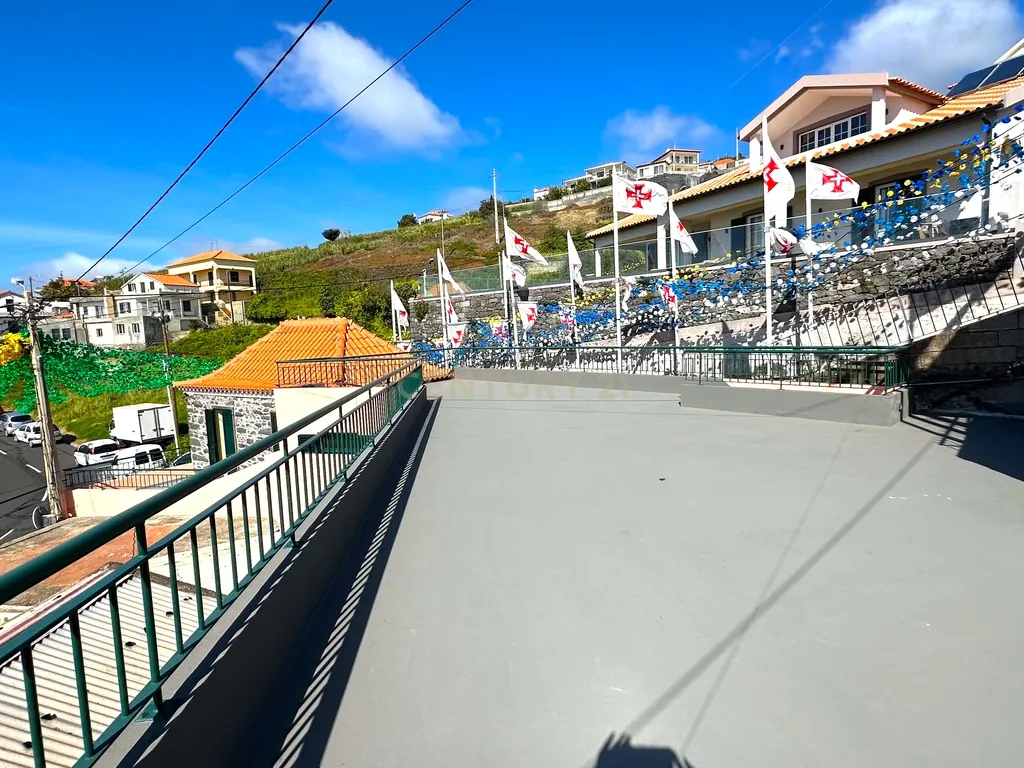 VENDE-SE | 2 CASAS + 1 TERRENO | CANDELÁRIA, RIBEIRA BRAVA - Image 14