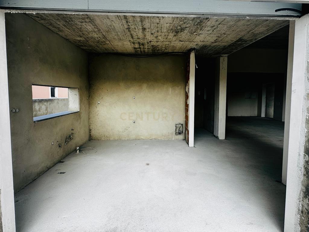 Qualidade e Luxo -  Moradia Isolada T5 em Azeitão - Image 33