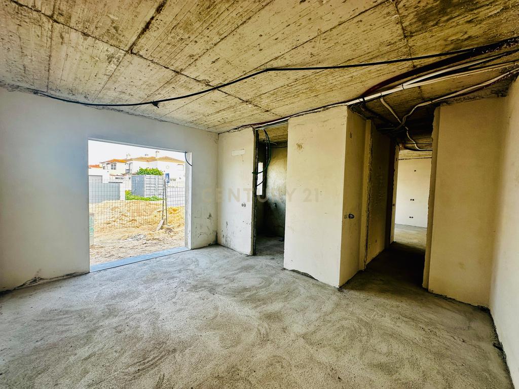 Qualidade e Luxo -  Moradia Isolada T5 em Azeitão - Image 43