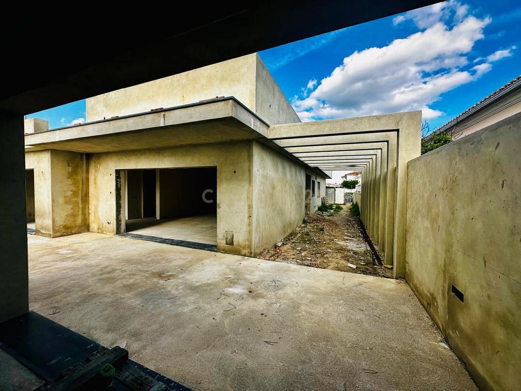 Qualidade e Luxo -  Moradia Isolada T5 em Azeitão - Image 51