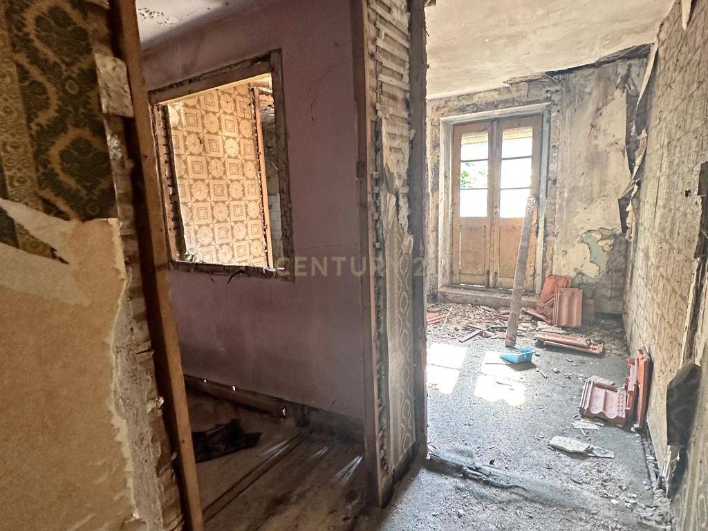 Moradia à Venda no Coração do Porto - Image 12