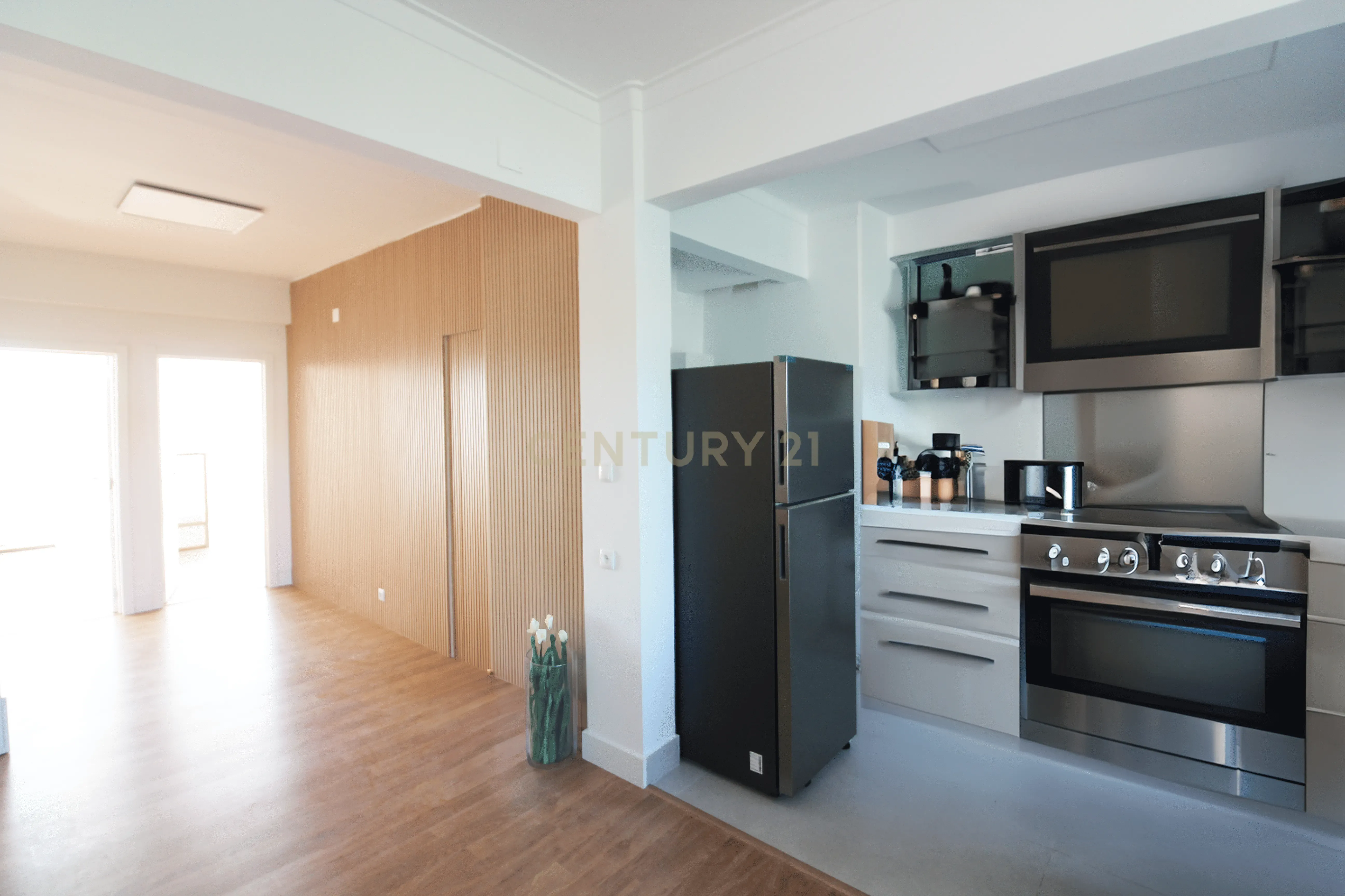 Apartamento T2 em Benfica - Arrendado, contrato recente. - Image 12