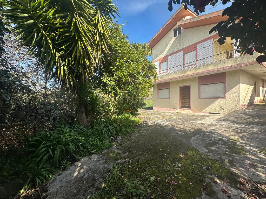 Moradia T2+1 em Vila Viçosa - Image 1
