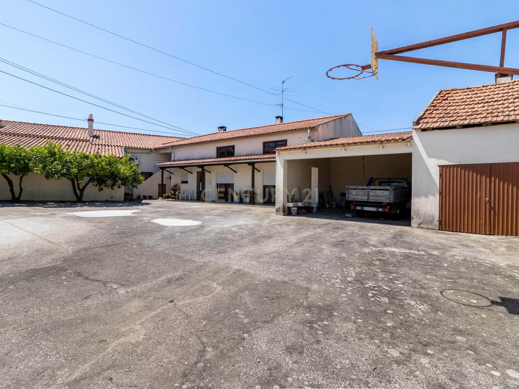 Excelente moradia T5, Rua dos Carreirinhos, Calvaria de cima - Image 22
