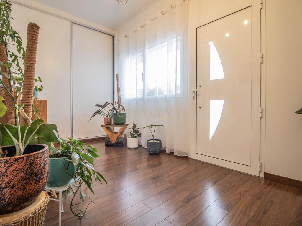Moradia T8 com piso térreo adaptado, pátio interior, churrasqueira, jardim e horta no Paião, Figueira da Foz - Image 3