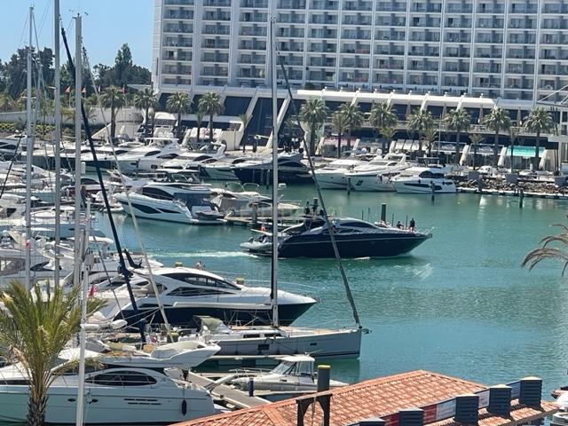 Apartamento com vista deslumbrante sobre a Marina de Vilamoura! - Image 6