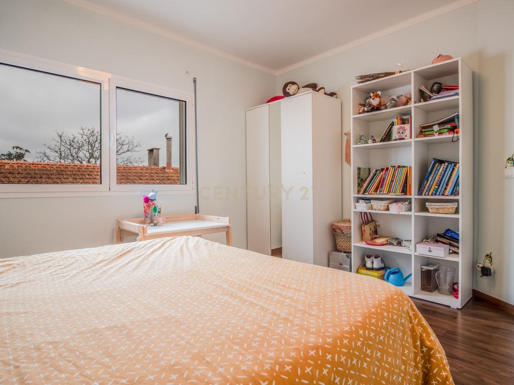 Moradia T8 com piso térreo adaptado, pátio interior, churrasqueira, jardim e horta no Paião, Figueira da Foz - Image 35