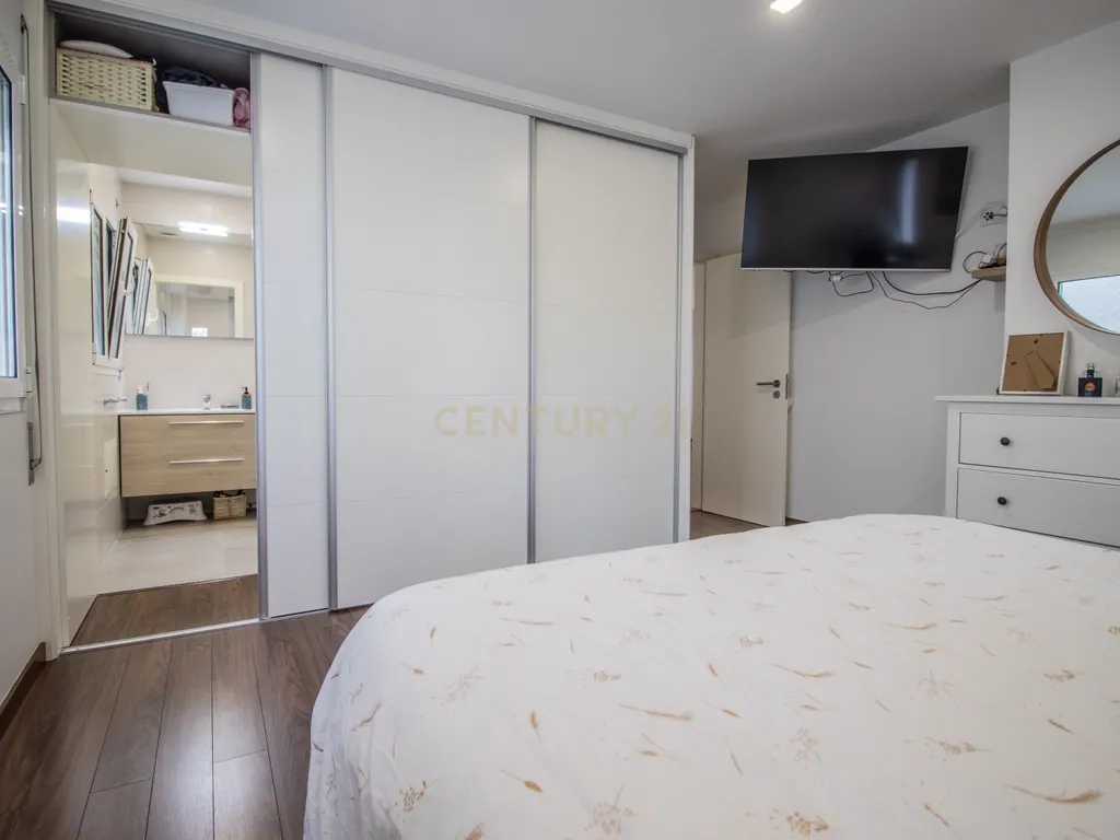 Moradia T8 com piso térreo adaptado, pátio interior, churrasqueira, jardim e horta no Paião, Figueira da Foz - Image 38