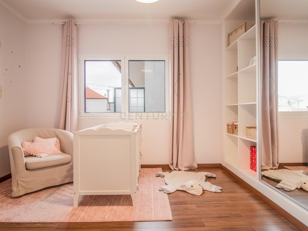 Moradia T8 com piso térreo adaptado, pátio interior, churrasqueira, jardim e horta no Paião, Figueira da Foz - Image 41