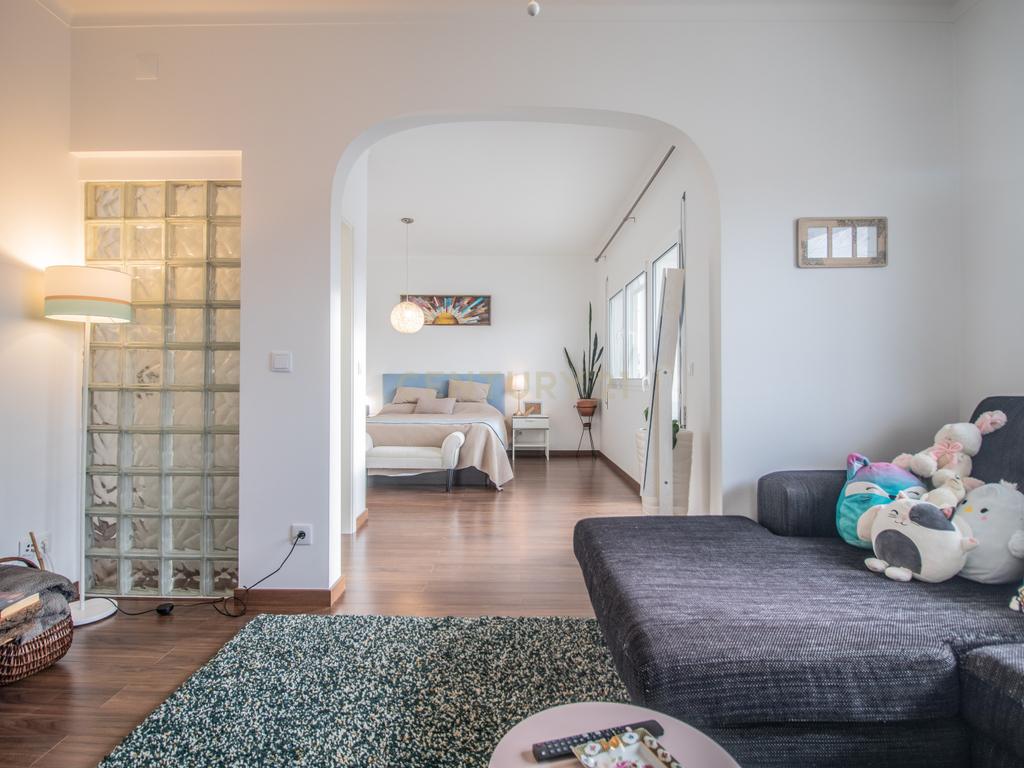 Moradia T8 com piso térreo adaptado, pátio interior, churrasqueira, jardim e horta no Paião, Figueira da Foz - Image 5
