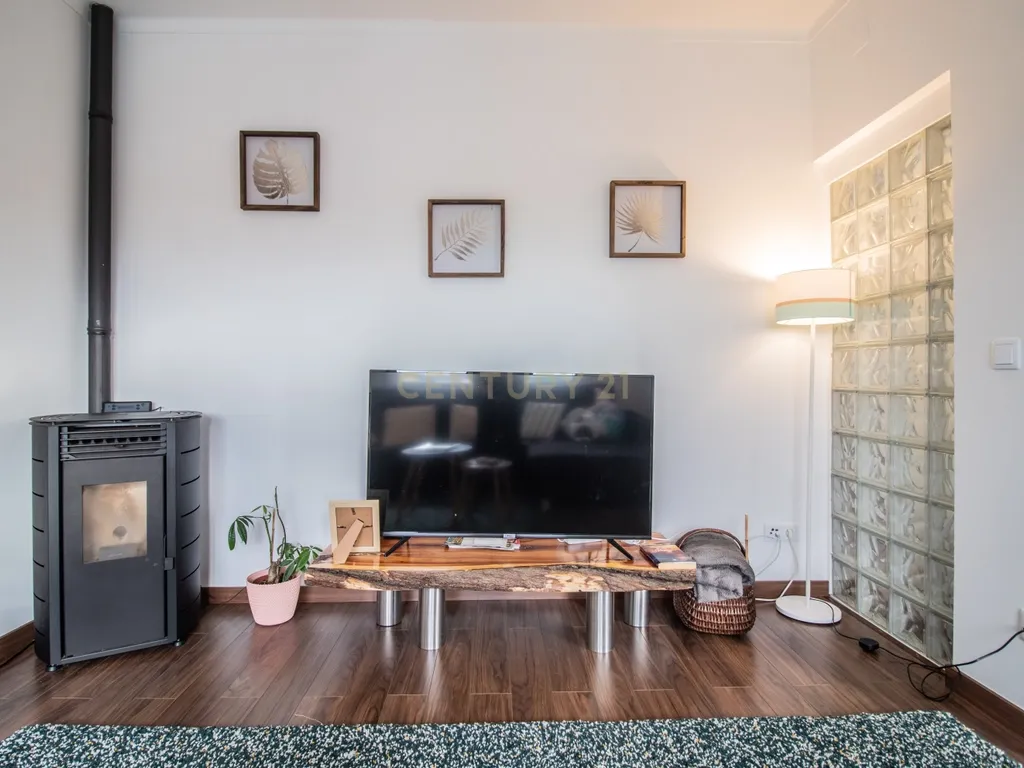 Moradia T8 com piso térreo adaptado, pátio interior, churrasqueira, jardim e horta no Paião, Figueira da Foz - Image 46