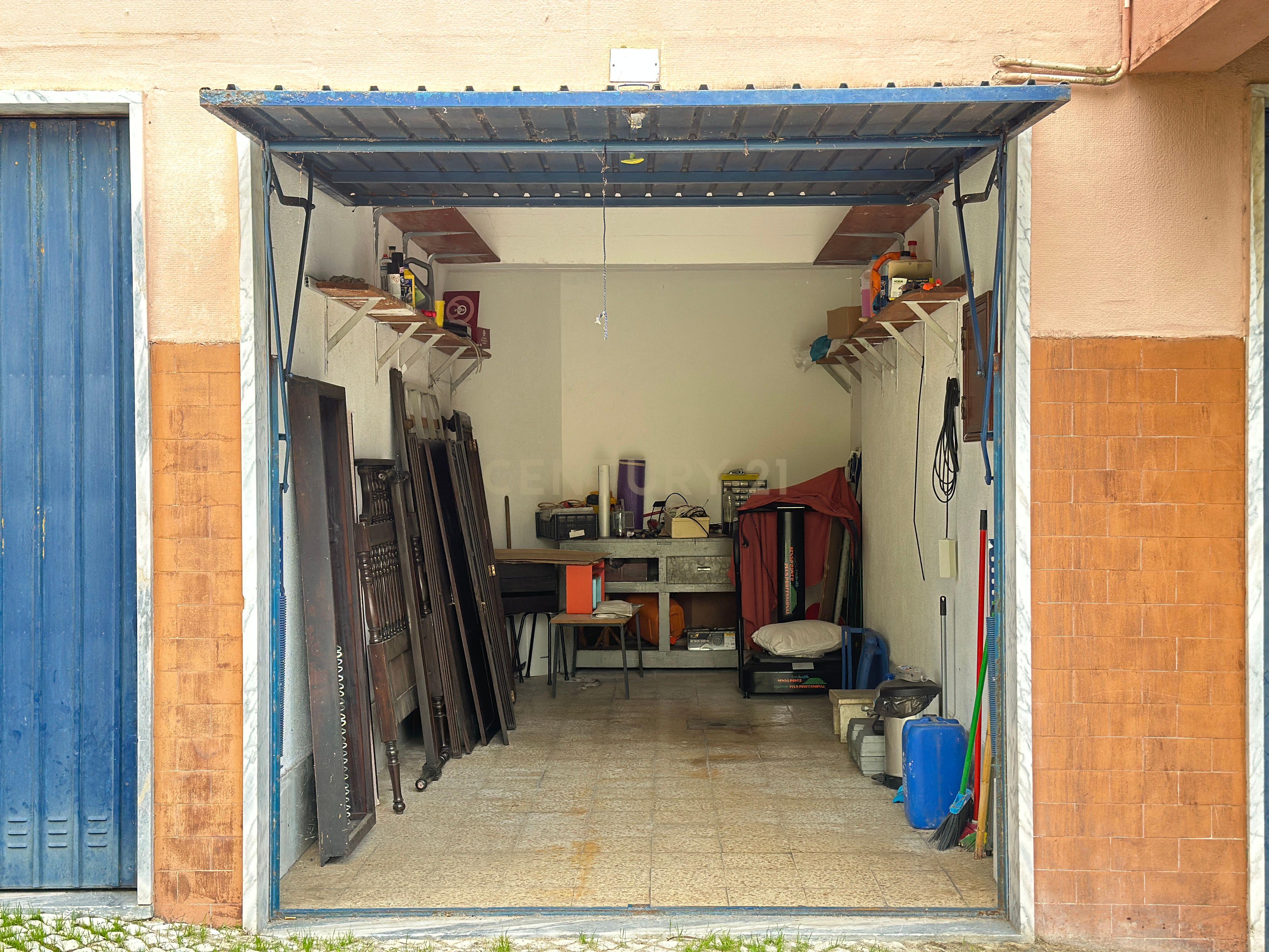 Apartamento T2 - Cidade Desportiva, Massamá ARRENDADO - Image 16