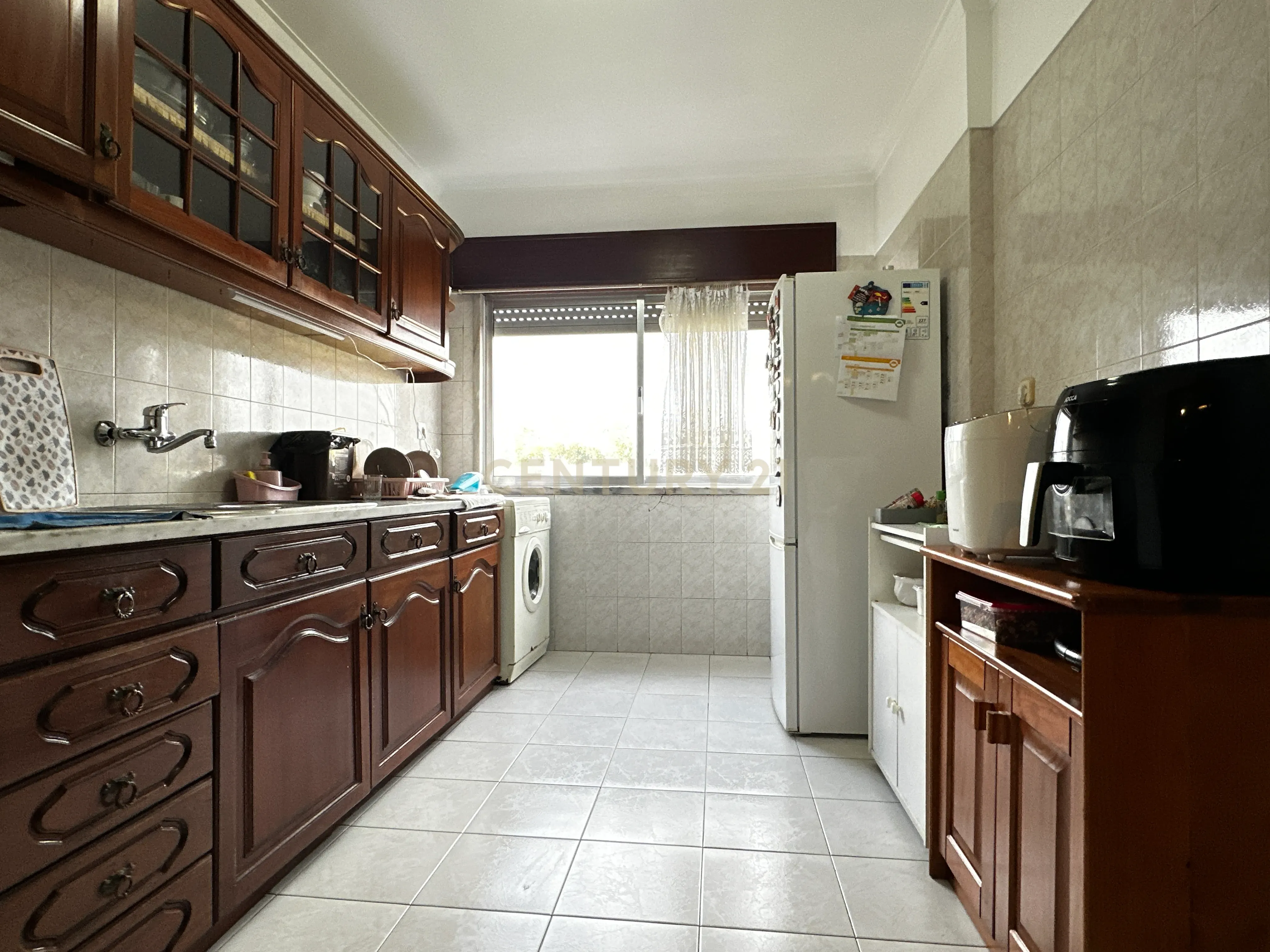 Apartamento T2 - Cidade Desportiva, Massamá ARRENDADO - Image 4