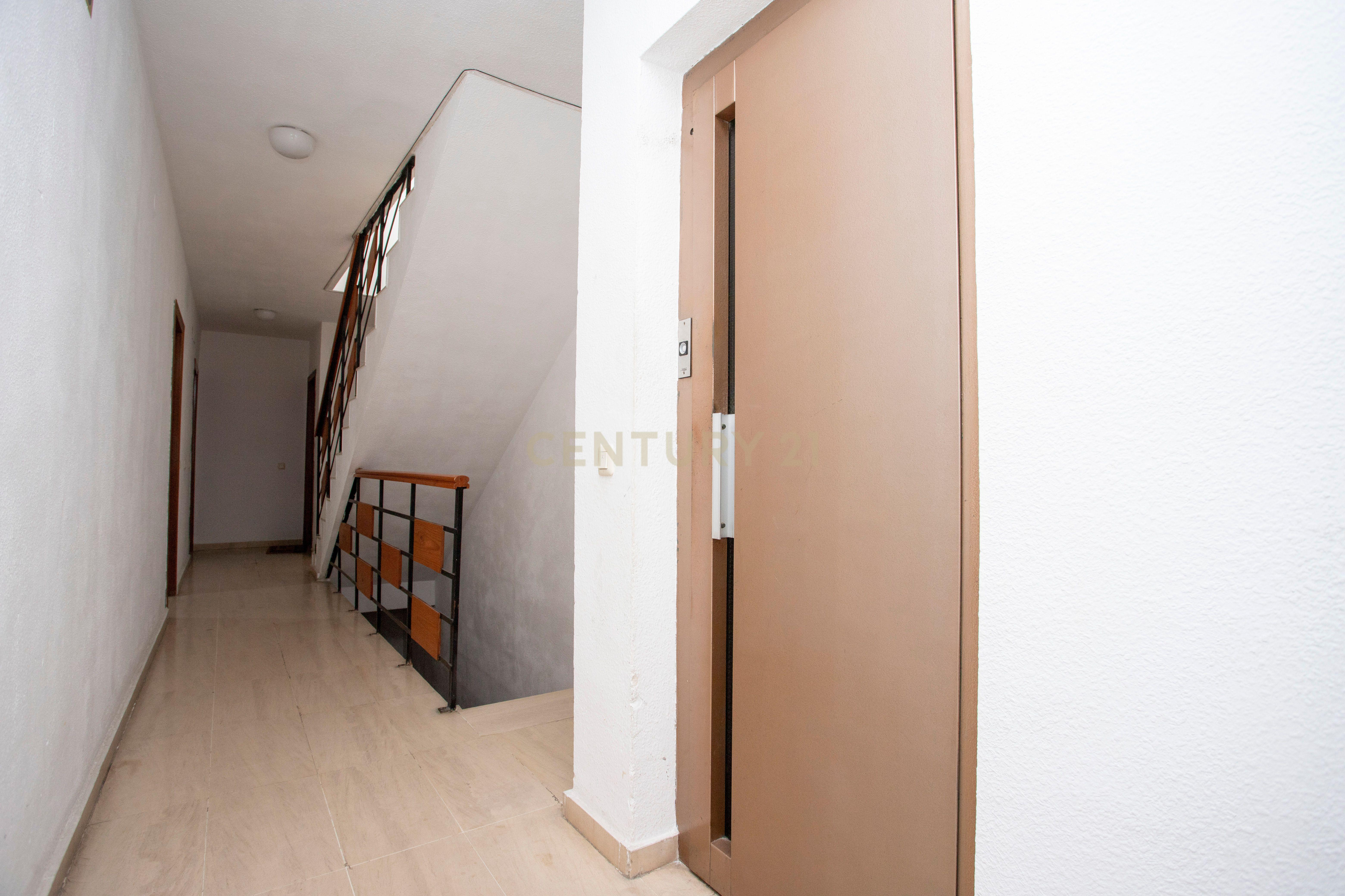 undefined - Image 4