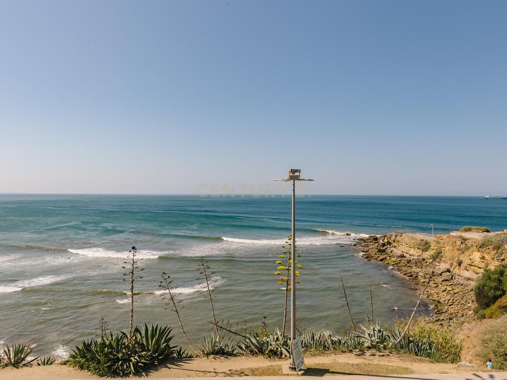 Apartamento T2+1 em frente à praia, S. Pedro do Estoril, Lisboa - Image 7