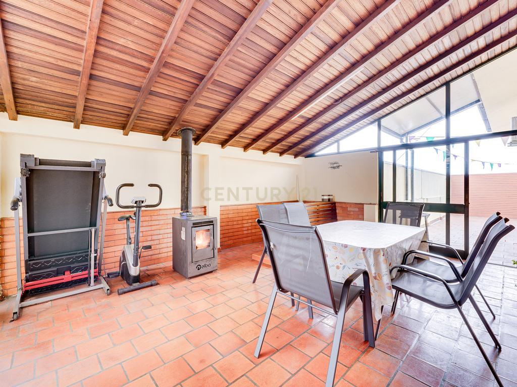 MORADIA T3+2 NO CORAÇÃO DE PAREDES – ELEGÂNCIA, CONFORTO E EXCLUSIVIDADE - Image 18