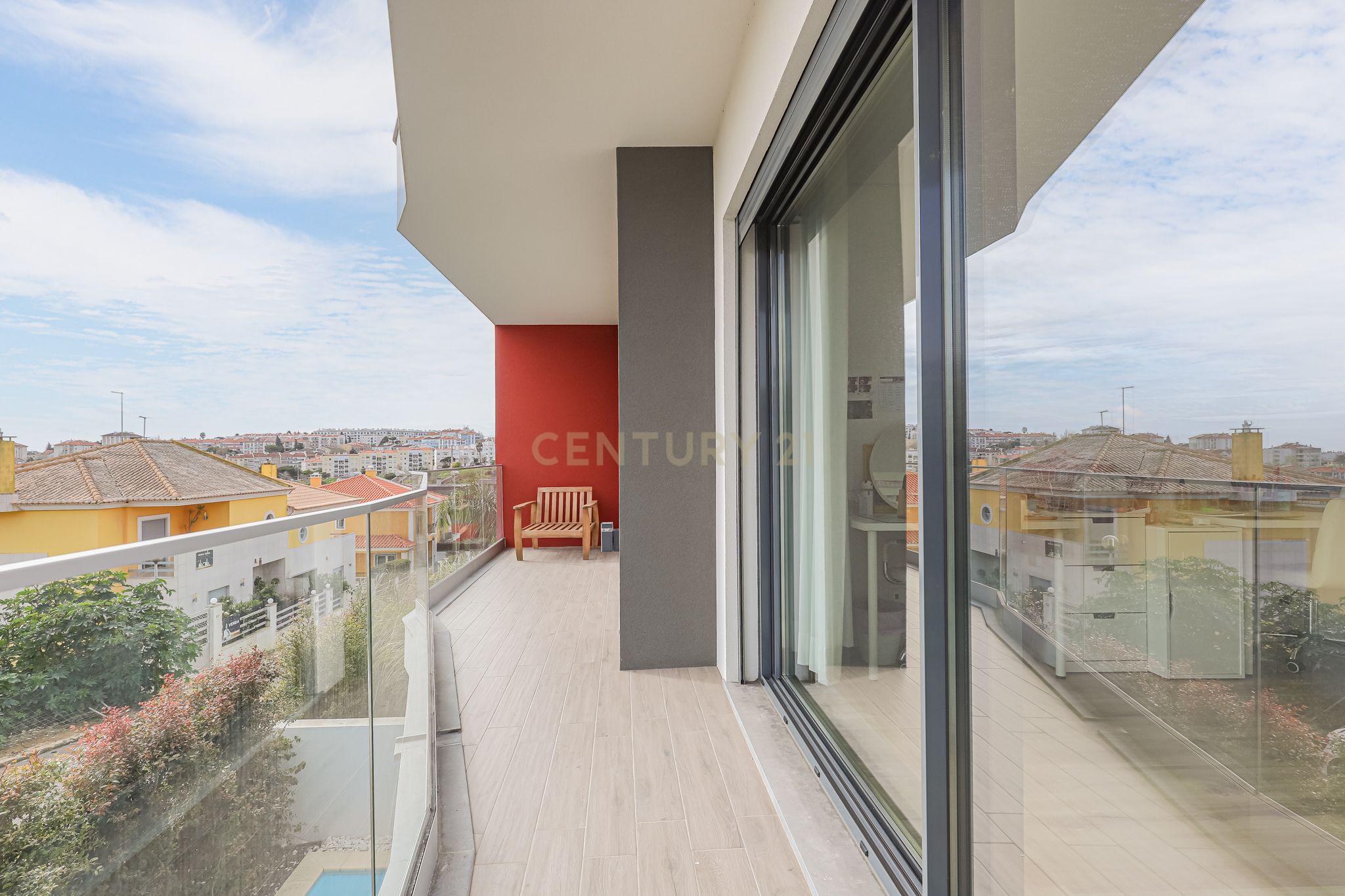 FANTASTICA MORADIA T4 EM CARCAVELOS ,PISCINA,JARDIM BOAS AREAS,LOCALIZAÇÃO PRIVILEGIADA,E OTIMA EXPOSIÇÃO SOLAR! - Image 30