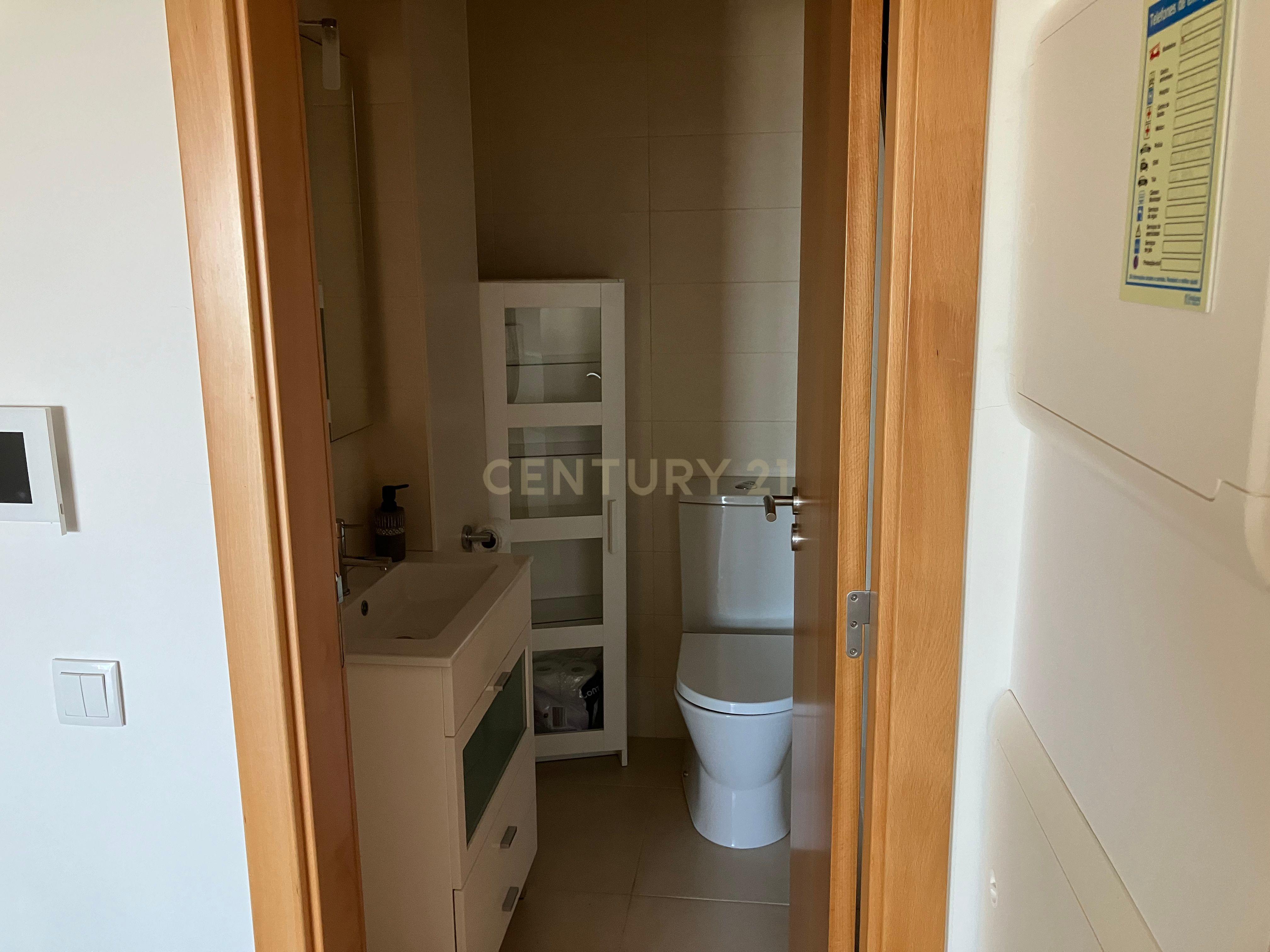 Moradia em condominio fechado com piscina - Image 20