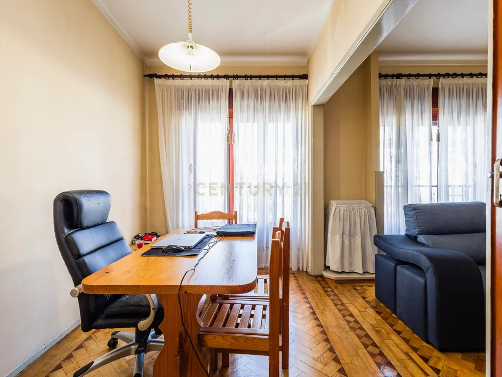 Prédio com 2 Apartamentos T3 para Venda! Oportunidade de Investimento! - Image 22