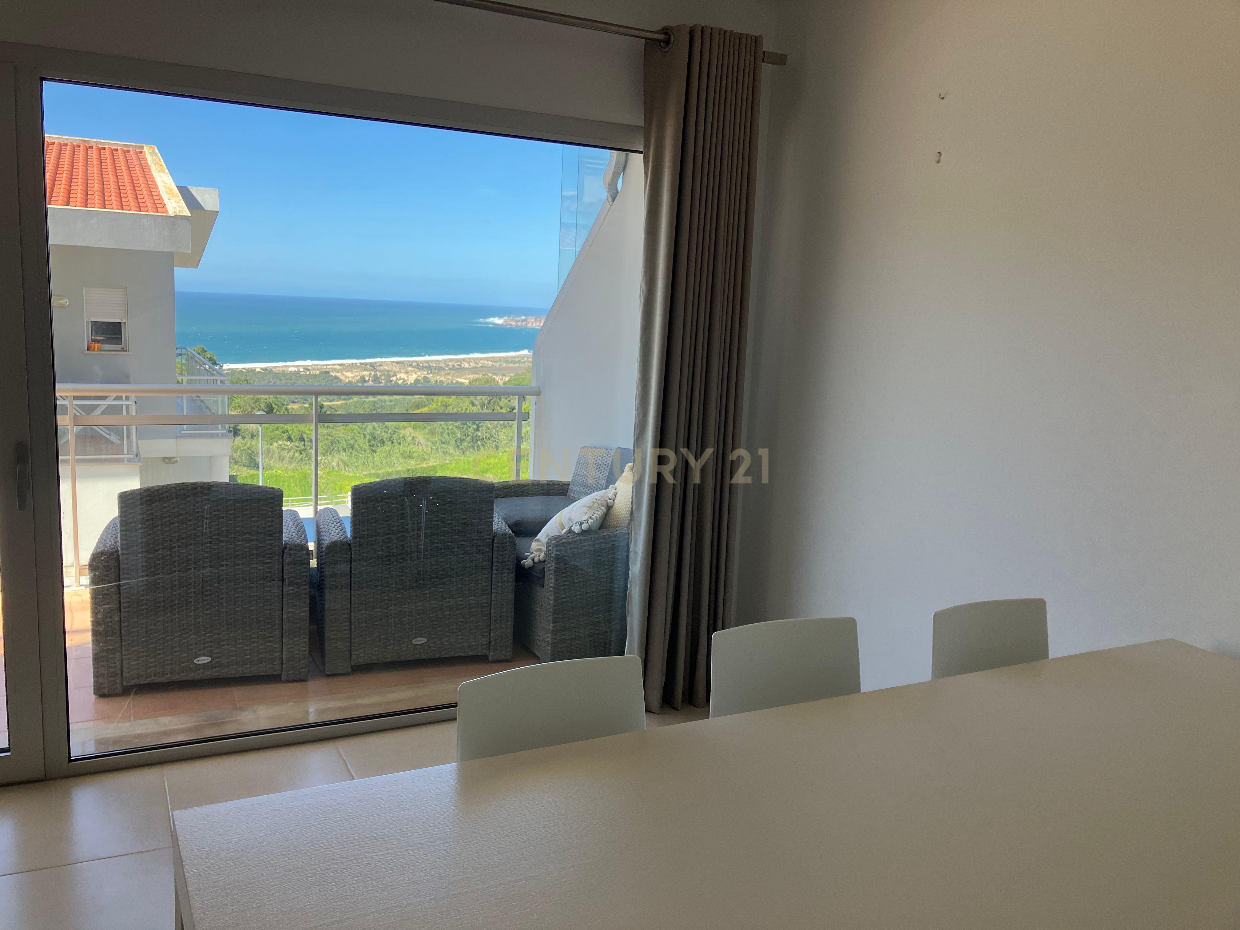 Moradia em condominio fechado com piscina - Image 4