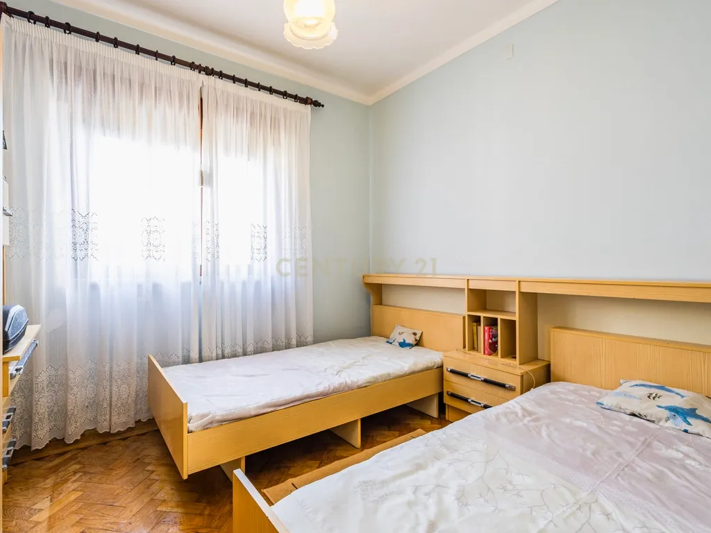 Prédio com 2 Apartamentos T3 para Venda! Oportunidade de Investimento! - Image 27