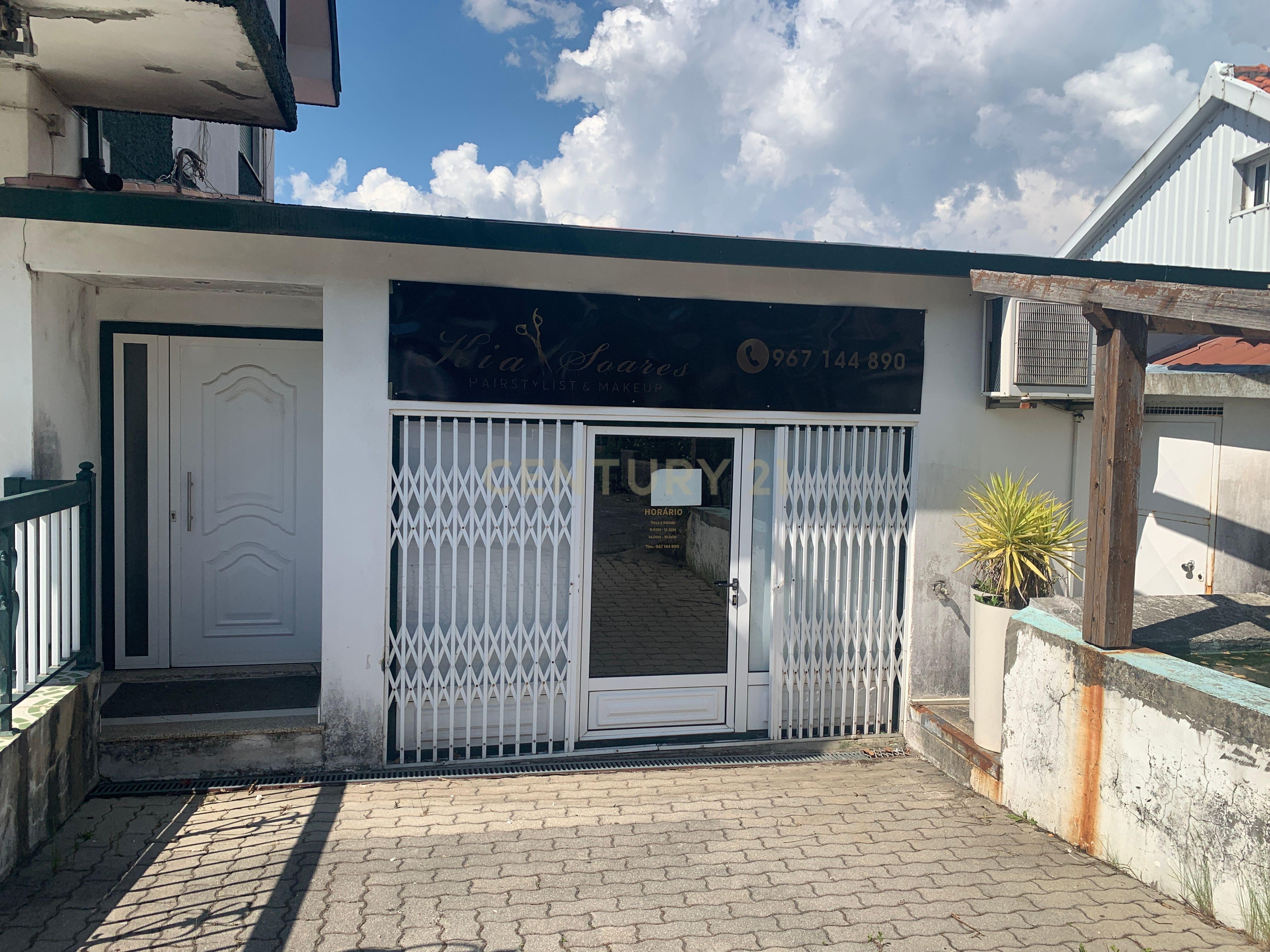 Propriedade a venda na zona Geres c/2 quartos - Image 17