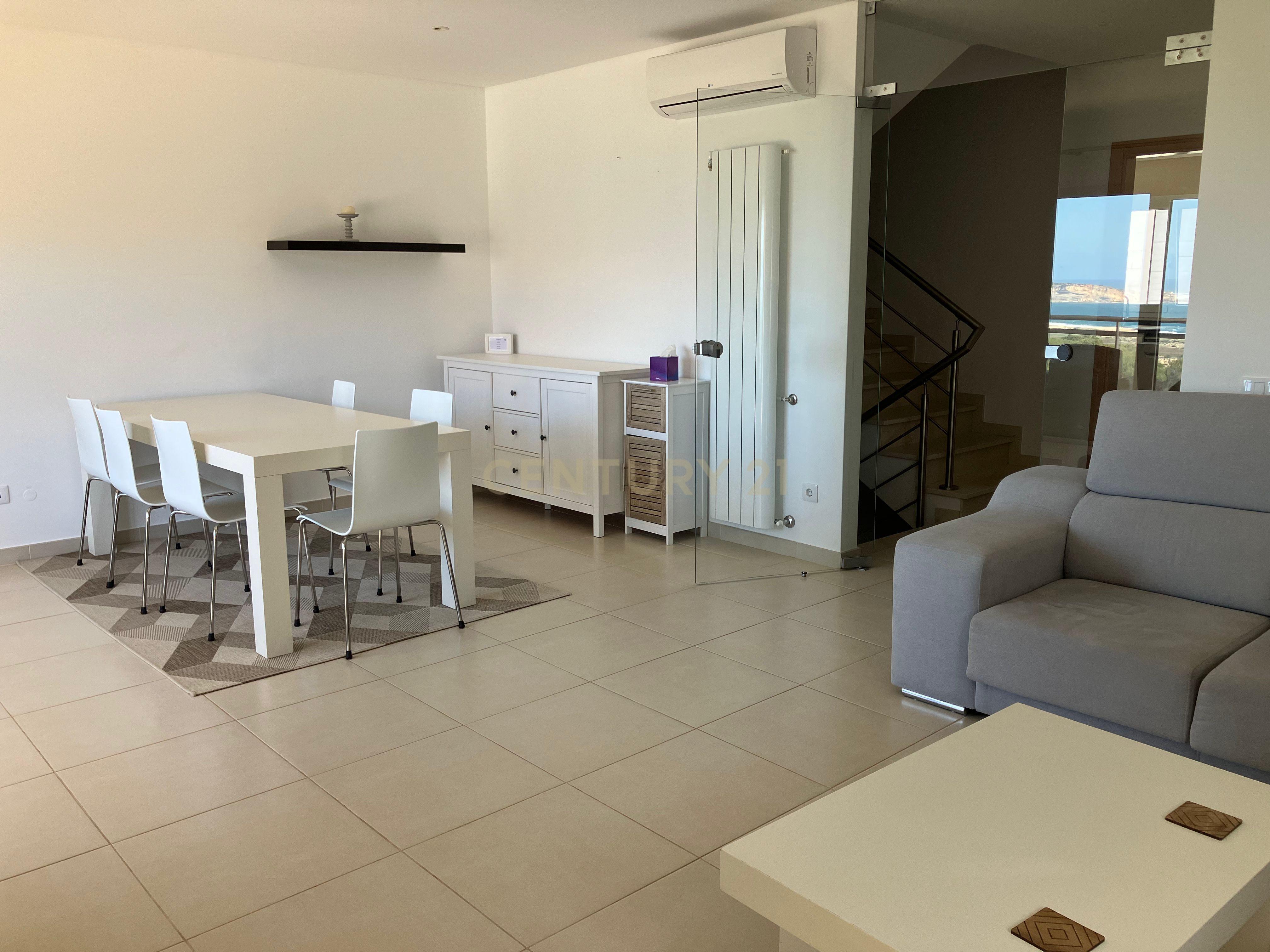 Moradia em condominio fechado com piscina - Image 6