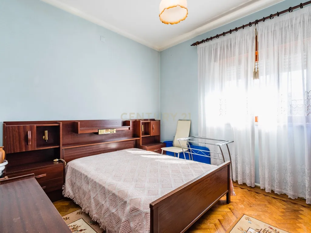 Prédio com 2 Apartamentos T3 para Venda! Oportunidade de Investimento! - Image 26