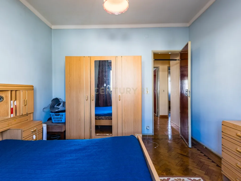 Prédio com 2 Apartamentos T3 para Venda! Oportunidade de Investimento! - Image 31
