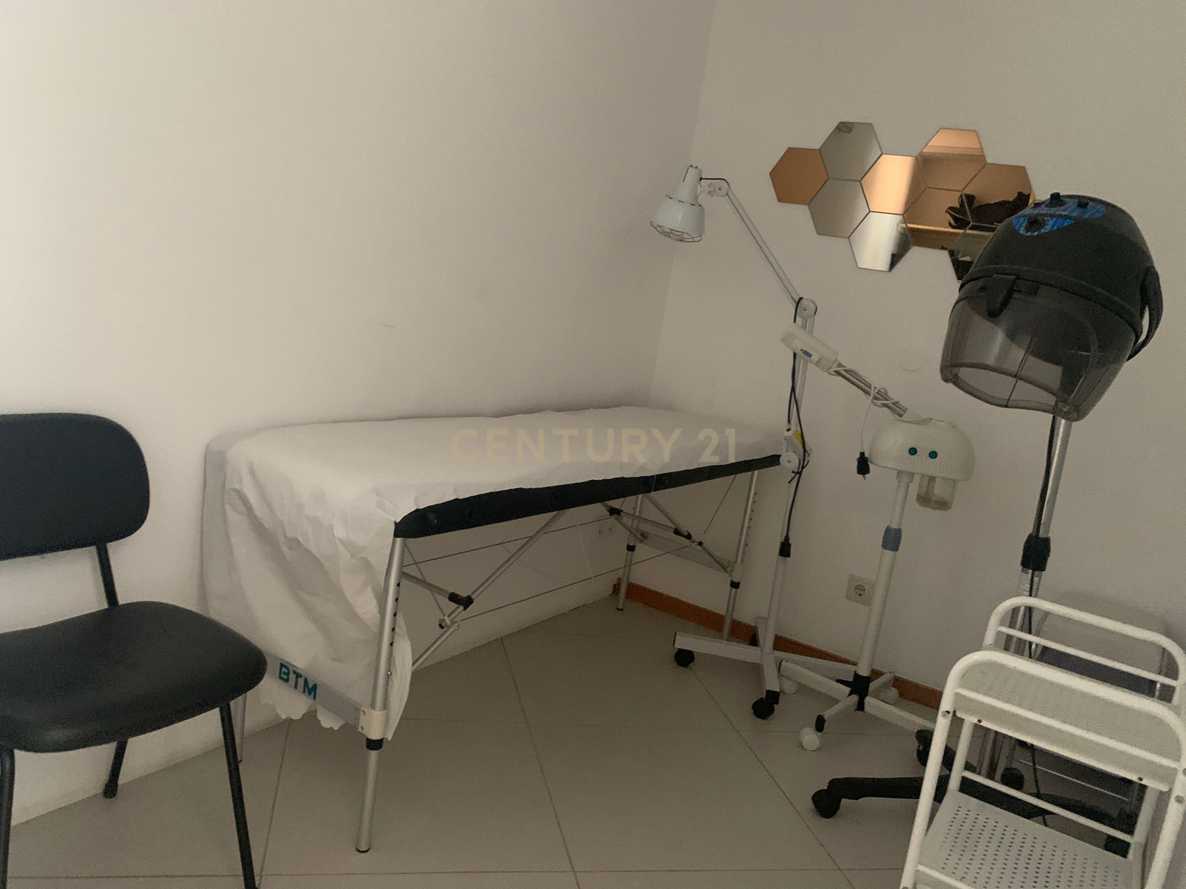 Propriedade a venda na zona Geres c/2 quartos - Image 8