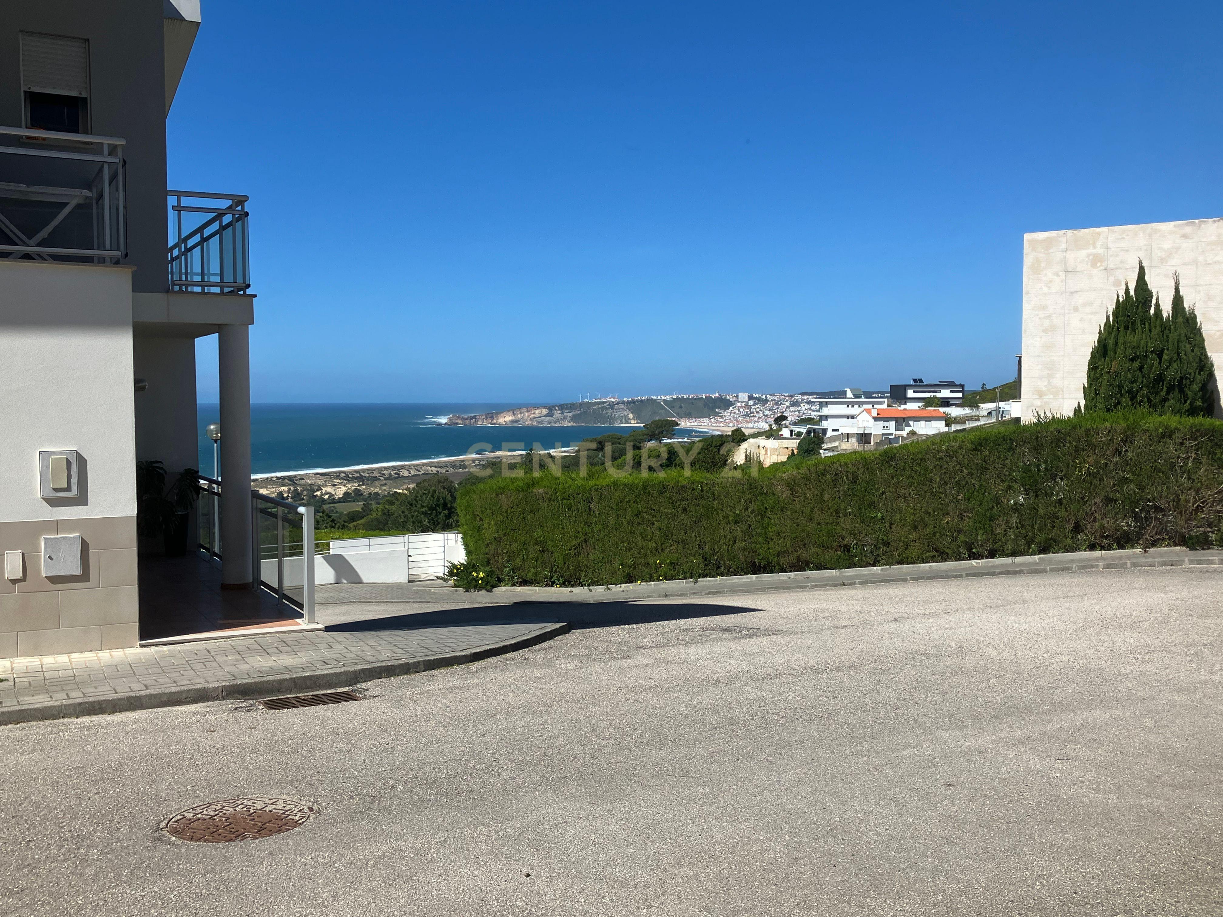 Moradia em condominio fechado com piscina - Image 23