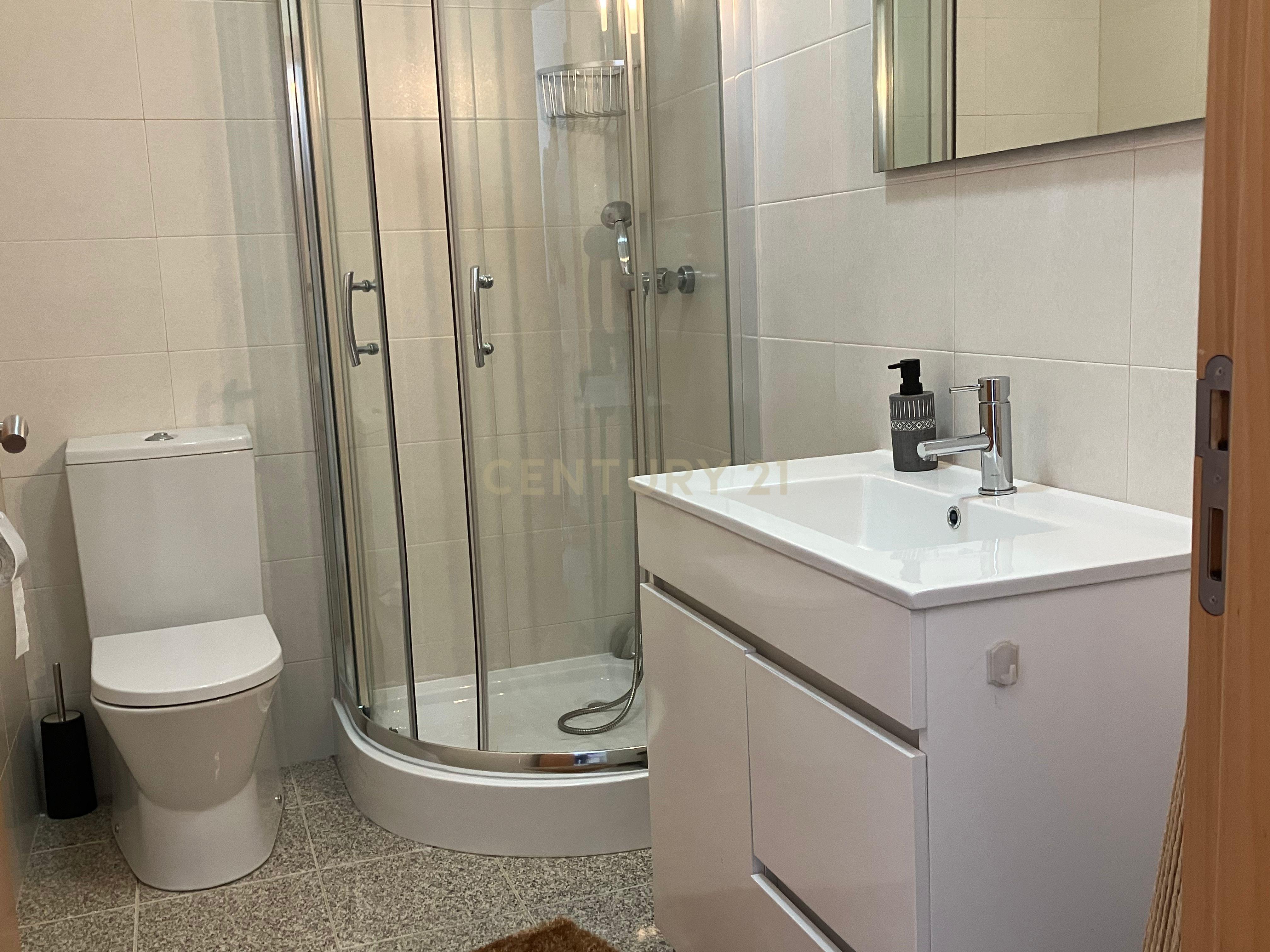 Moradia em condominio fechado com piscina - Image 29